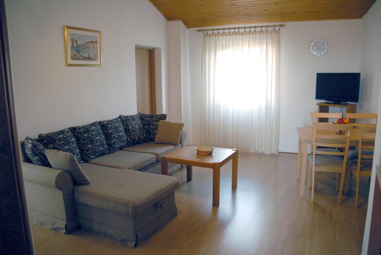 Apartment Castel Bale Zewnętrze zdjęcie